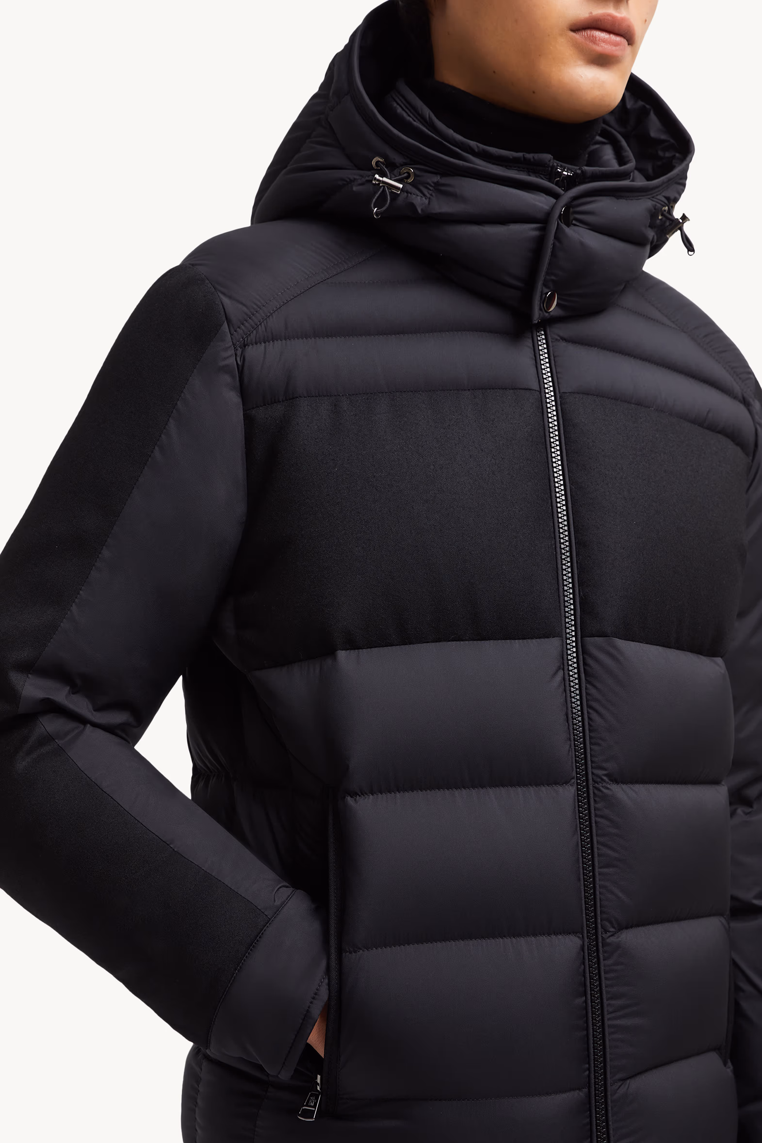 Doudoune courte à capuche Barbustel Hommes Noir Moncler 7